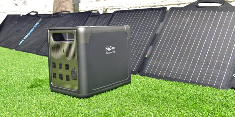 BigBlue Cellpowa 2500 Solar Power Station