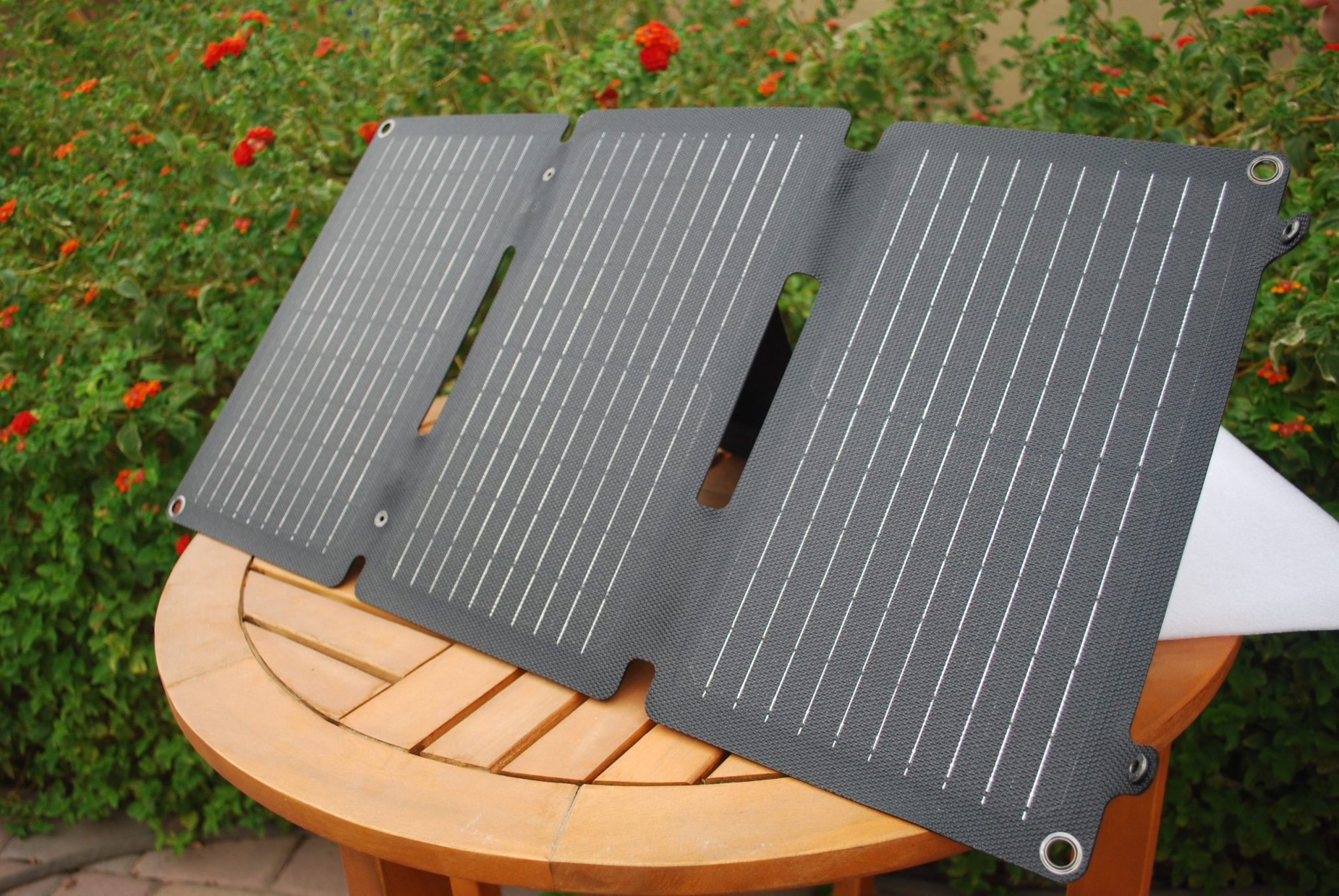 SolarPowa 30 hands on trial, Solar panels arrayed for review.
