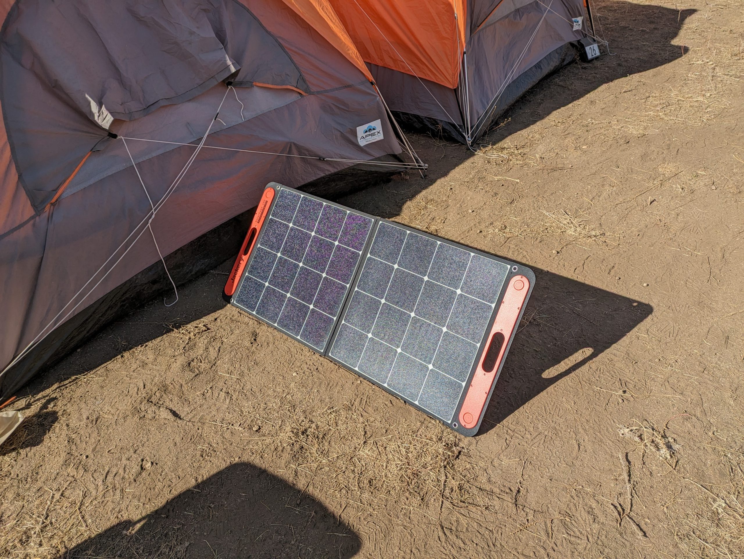 SolarSaga 100W with Jackery 300